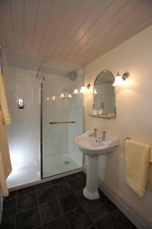 Number 5 Bed and Breakfast Shaftesbury Habitación foto