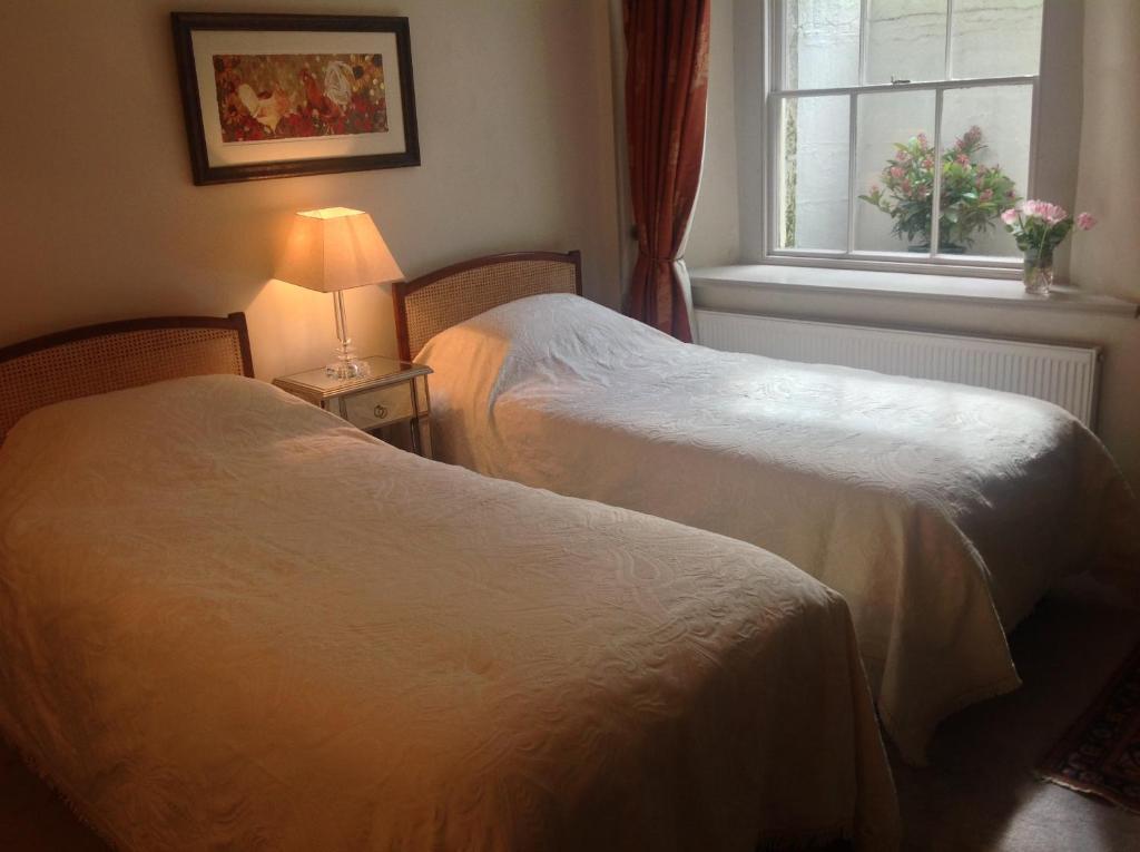 Number 5 Bed and Breakfast Shaftesbury Habitación foto